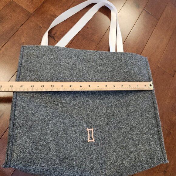 Kit and Ace large felt tote bag - Picture 4 of 11